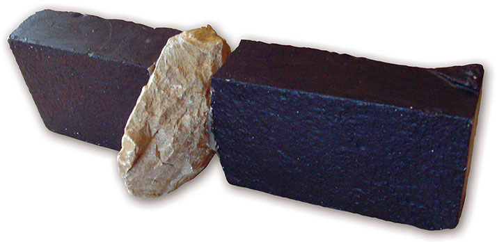 Brutal sculpture / Sculpture brute