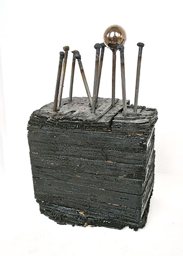 Being up, being out, being alone / Être debout, être dehors, être seul